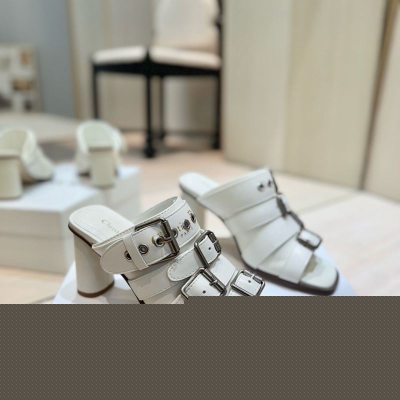 ch**an D*or slippers